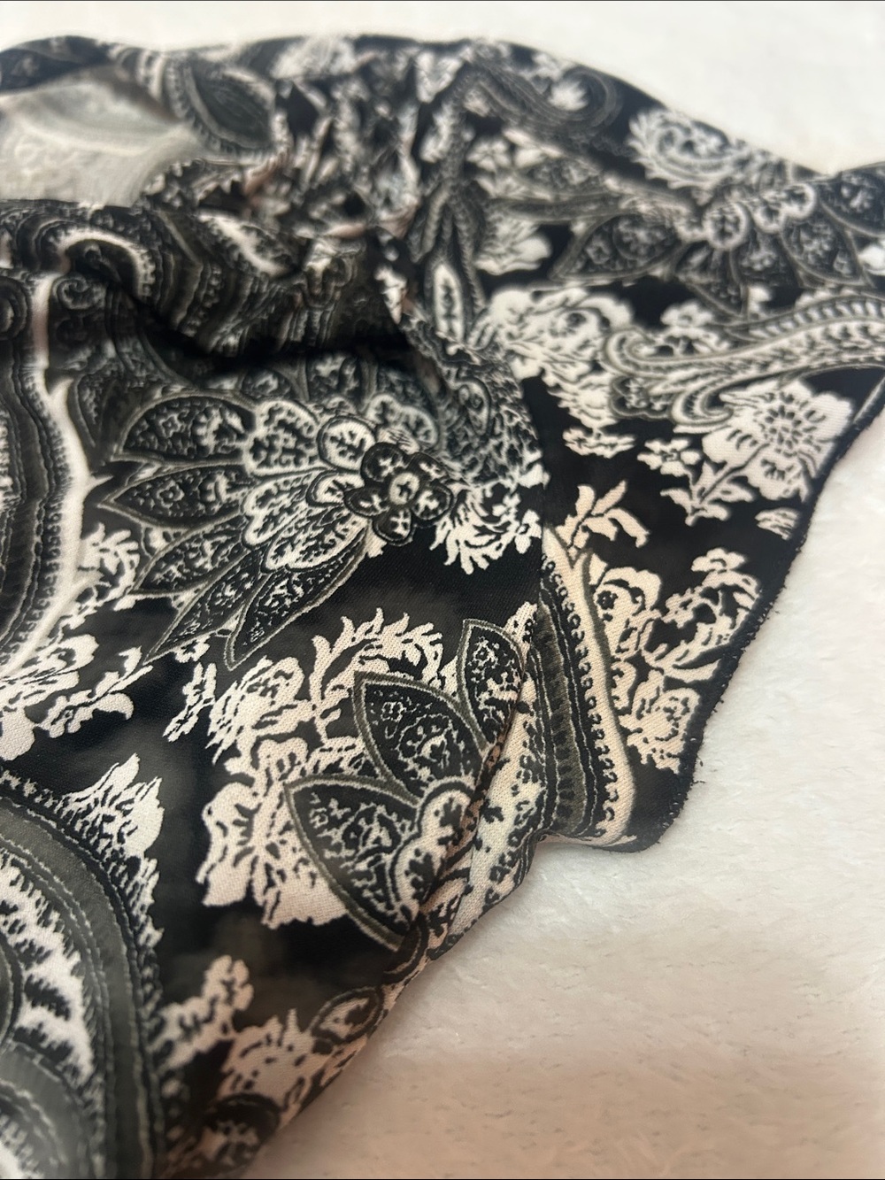 Vintage Y2K Dress Barn Petite XL Boho Paisley Top Black White Cottagecore Flowy - Picture 10 of 13